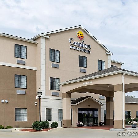Comfort Inn & Suites Lawrence - University Area Bagian luar foto