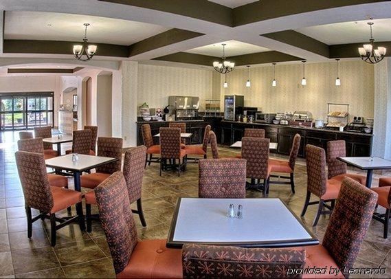 Comfort Inn & Suites Lawrence - University Area Restoran foto